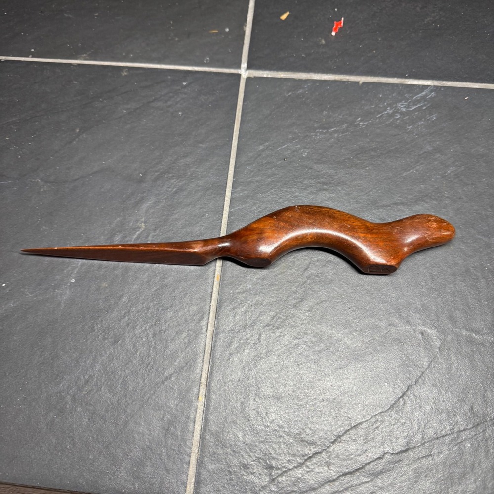 Hand Carved Artisan Olivewood Otter Letter Opener Ergonomic Otter Shape Hardwood - Picture 4 of 7